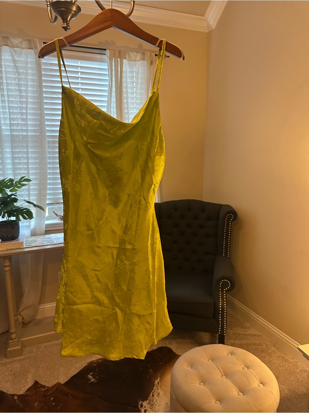 💚Lime Green Satin Cowl Neck Slip Dress S NWT - Picture 2 of 3